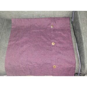Pillow cover, purple with buttons decorative